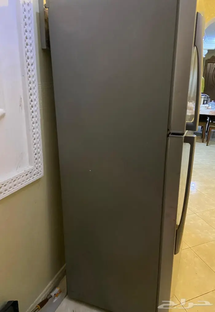 ثلاجة LG نوفروست بحالة جيدة للبيع 1