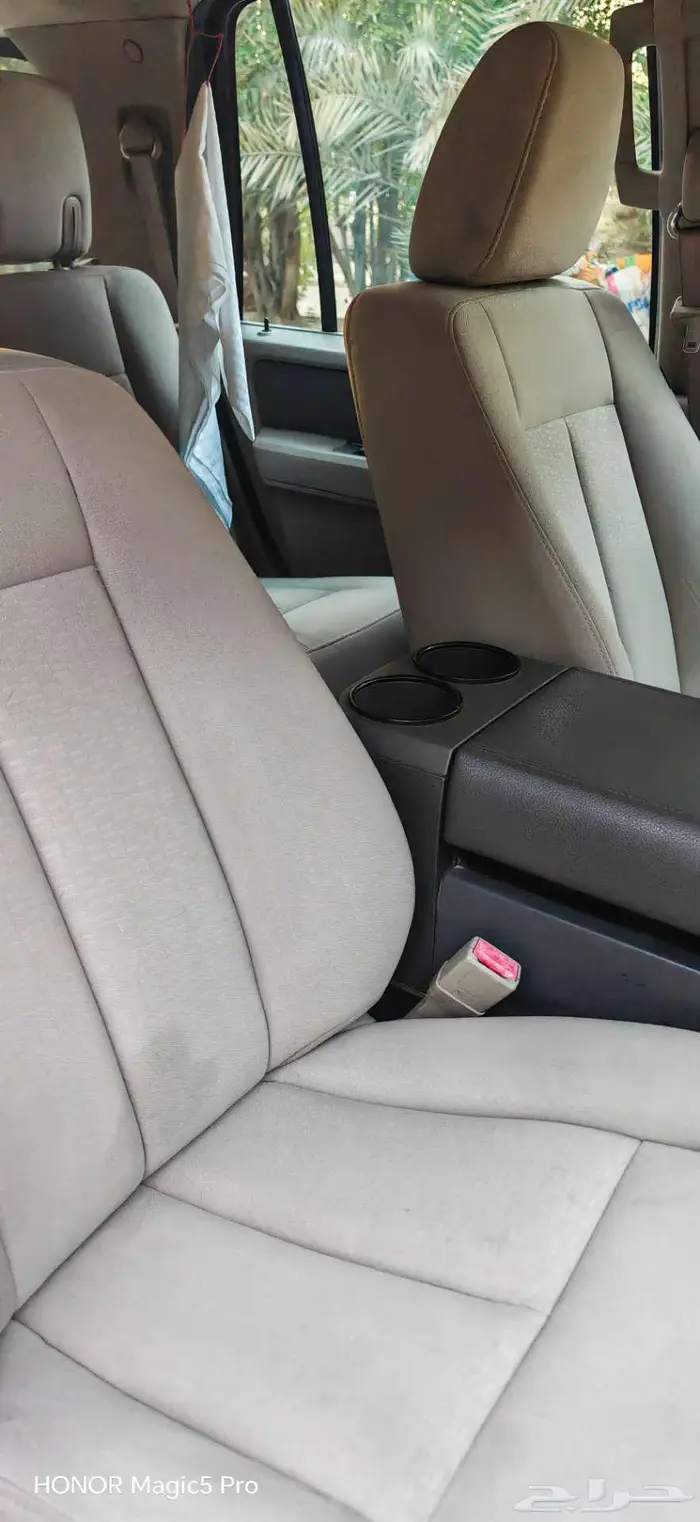 فورد اكسبديشن 2013 بدون دبل 11