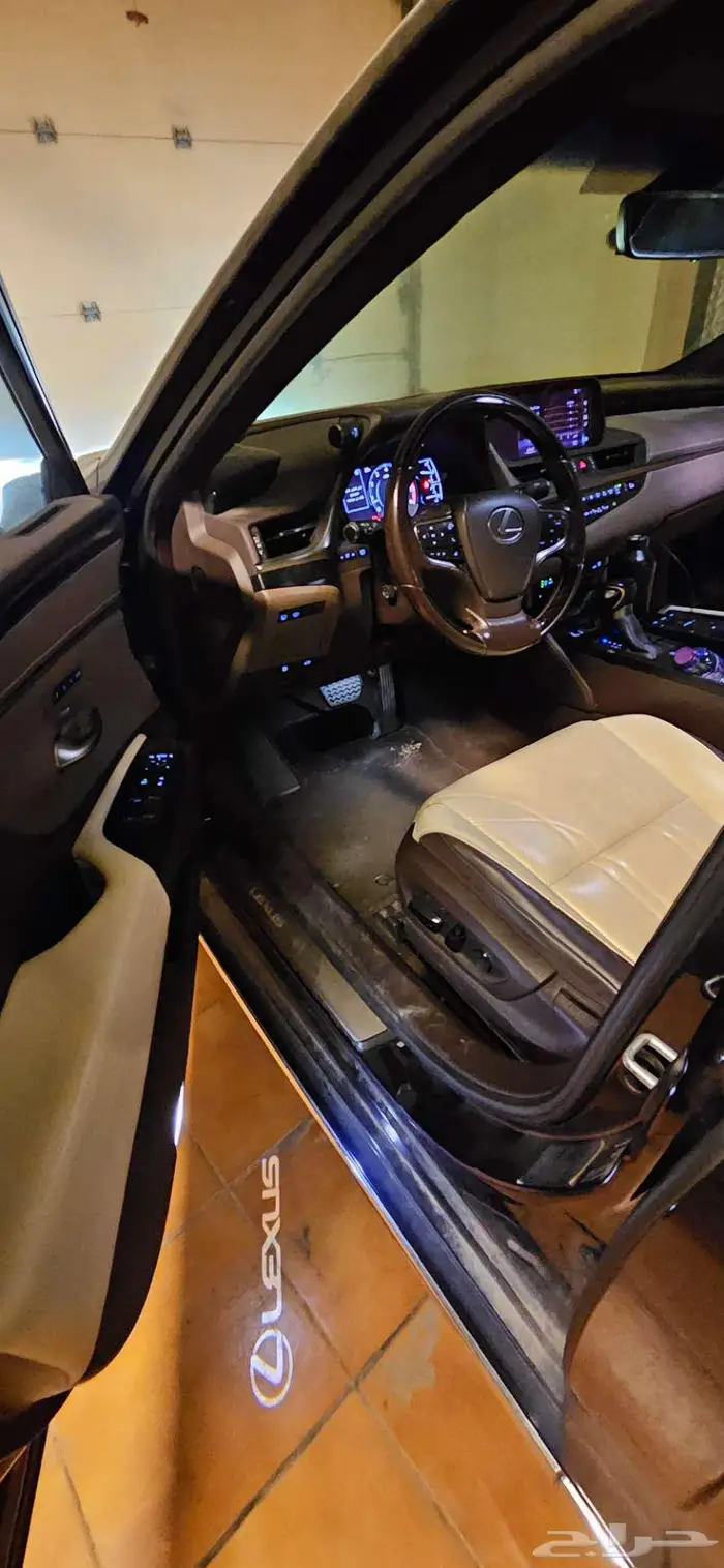 للبيع لكزس ES350 موديل 2021 الموتر منوة المستخدم 6