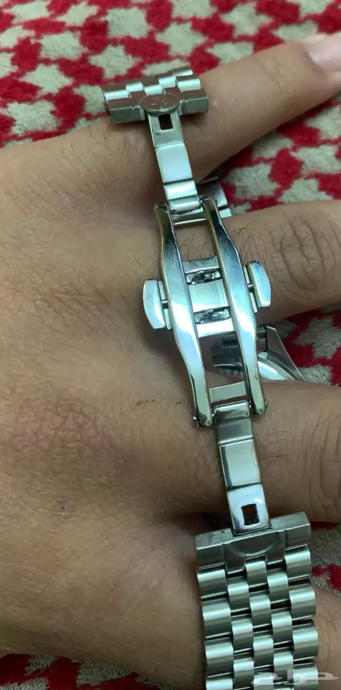 ساعة فخمه من ماركت عساف لم تستخدم ابد 8