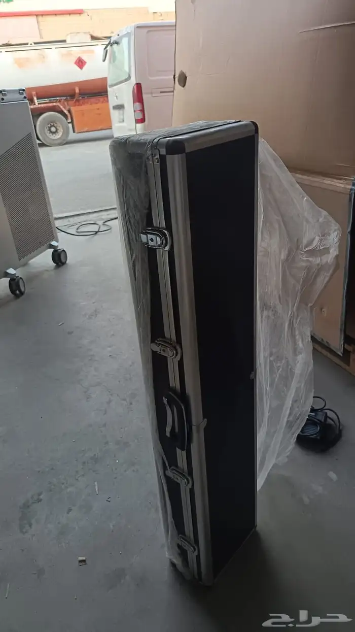 اجهزة طبيه جديدة 1جهاز إزاله الشعر 2جهازإزاله الحروق. واخرى 6