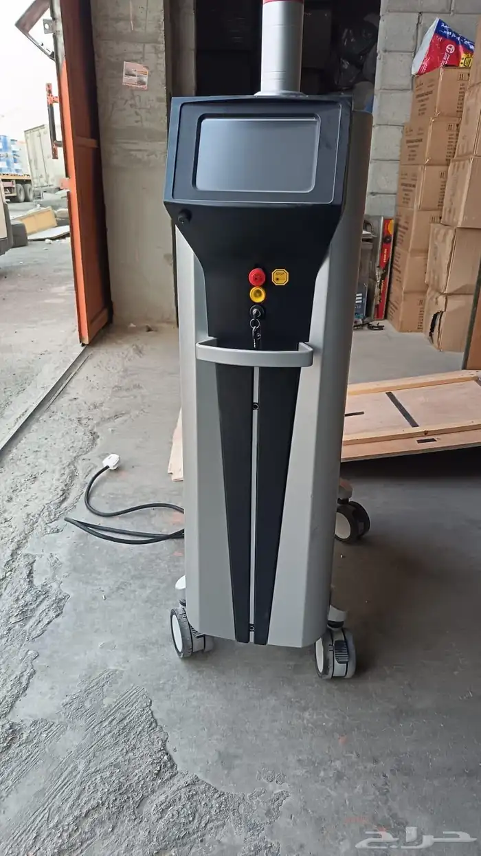 اجهزة طبيه جديدة 1جهاز إزاله الشعر 2جهازإزاله الحروق. واخرى 2