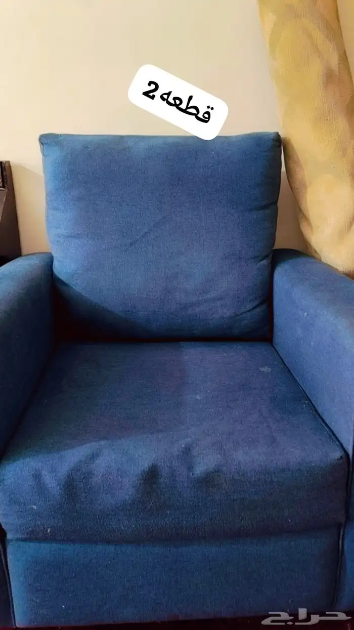 (4قطع كنب ازرق و2قطع كنب وردي ب300) 1