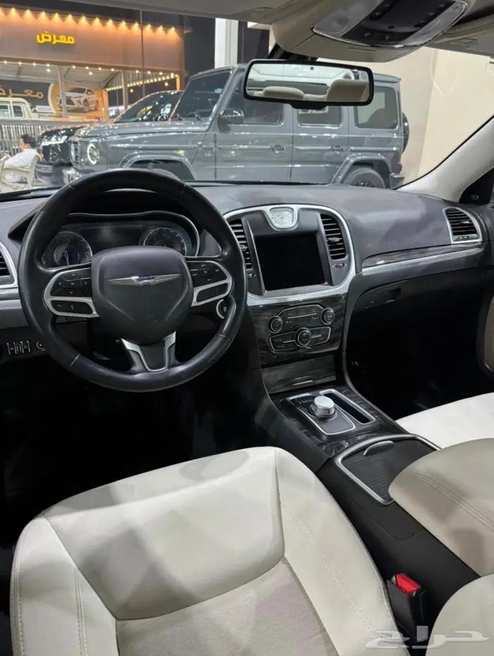 كرايزلرا C300 2022 4