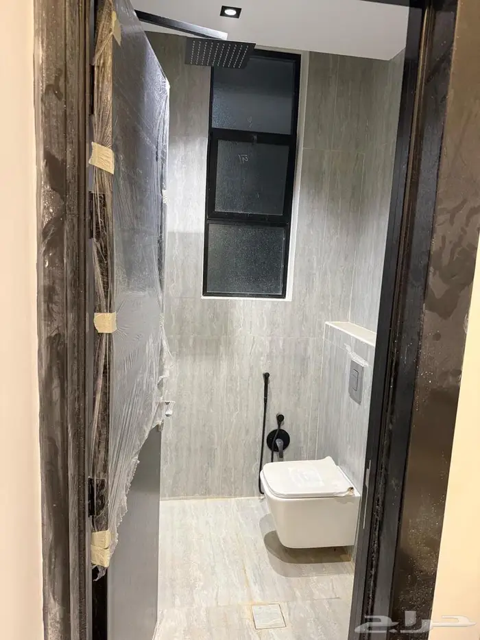 دور ارضي جديد في حي الحزم للايجار 4