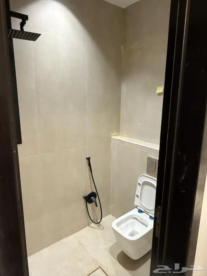 دور ارضي جديد في حي الحزم للايجار 15