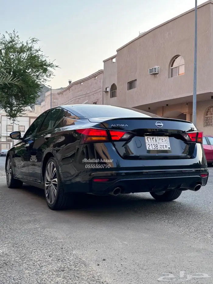 نيسان التيما 2023 نص فل SV 6