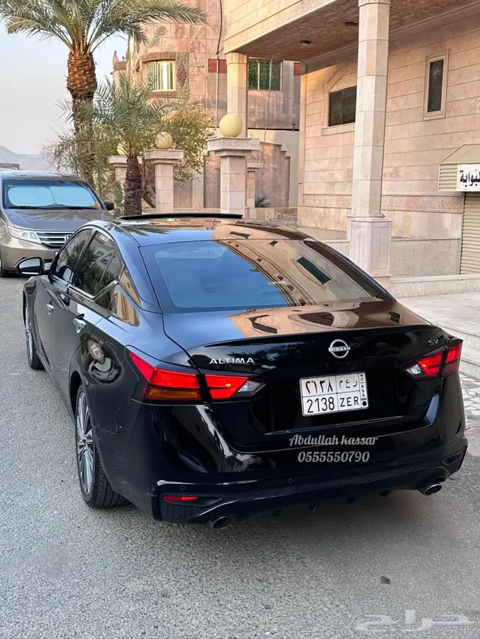 نيسان التيما 2023 نص فل SV 14