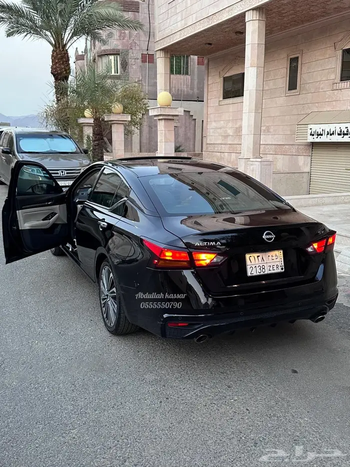نيسان التيما 2023 نص فل SV 23