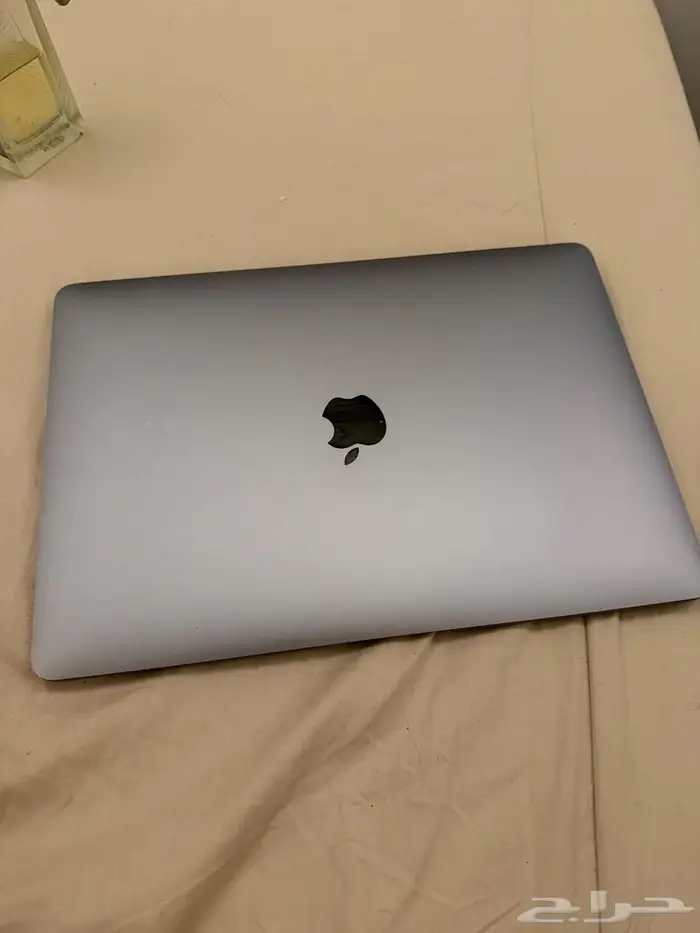 ابل ماك بوك اير m1 0