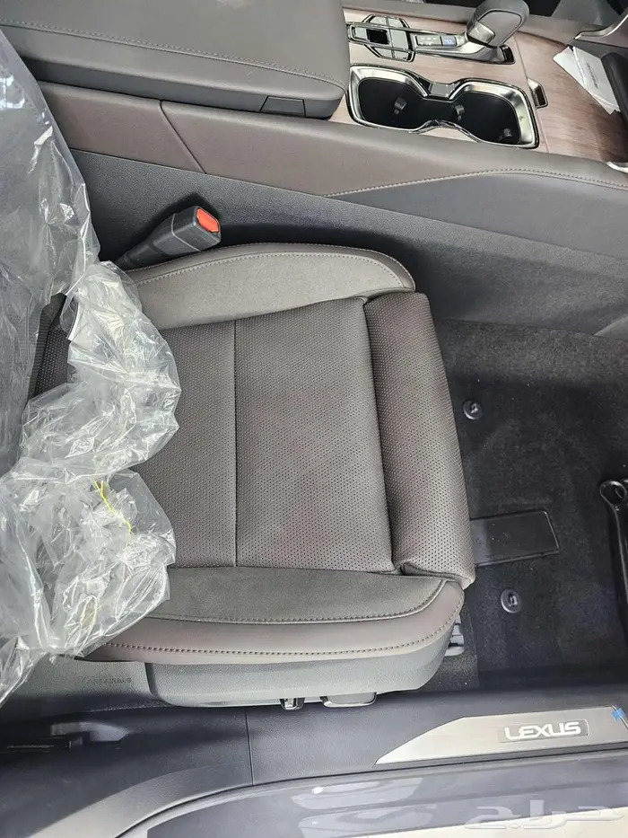 لكزس RX350BB موديل 2025 30