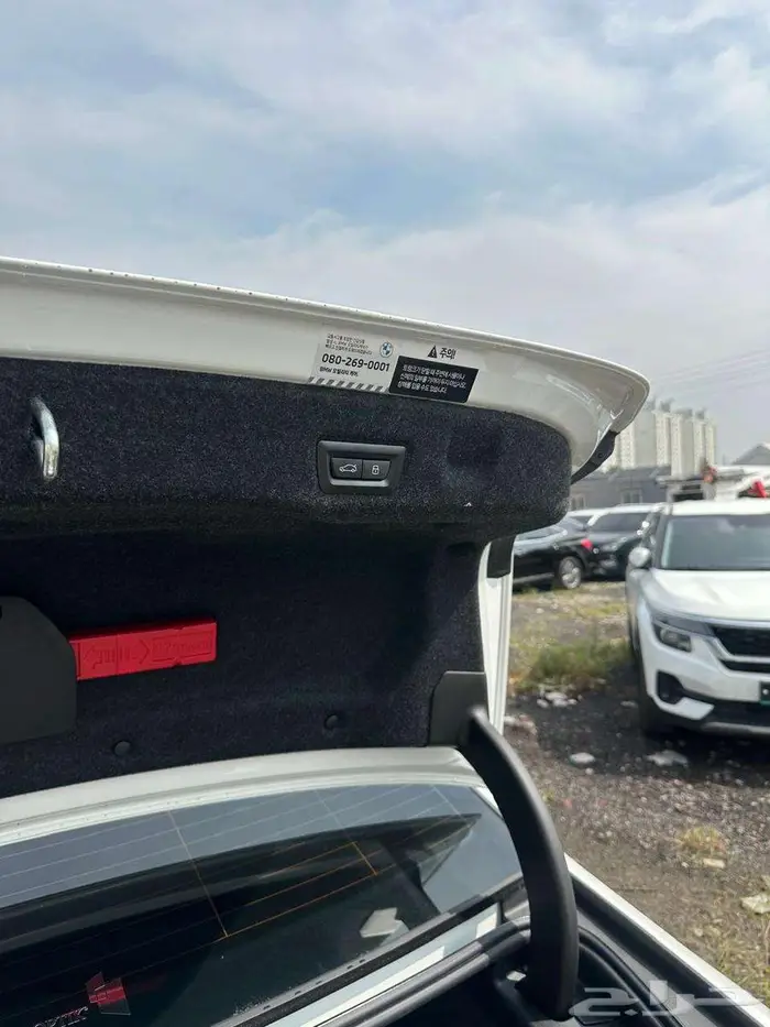 بي ام الفئة الخامسة 520 - BMW520I 2024 9