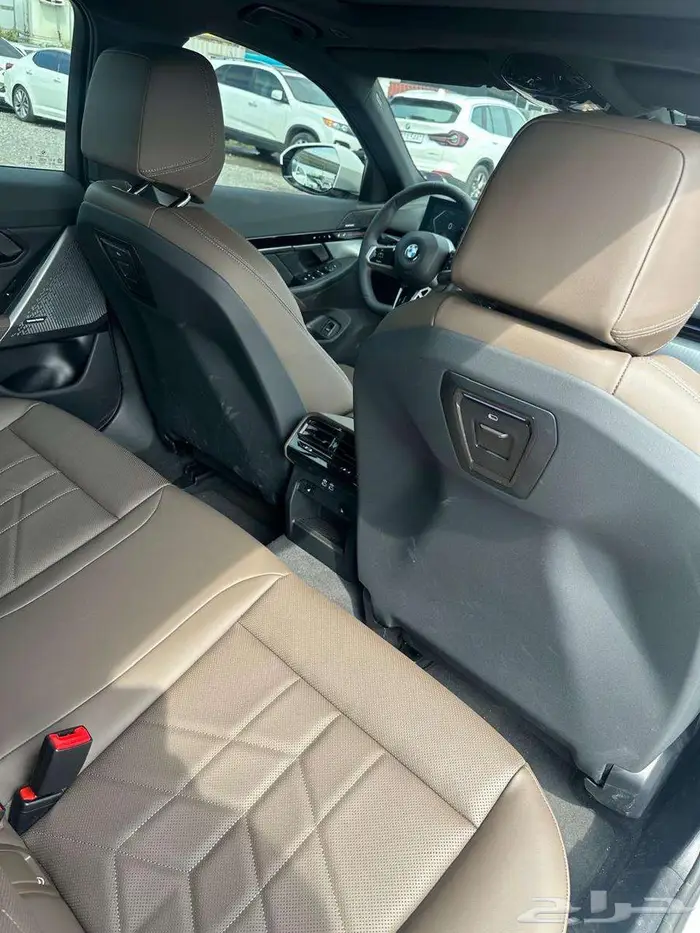 بي ام الفئة الخامسة 520 - BMW520I 2024 23