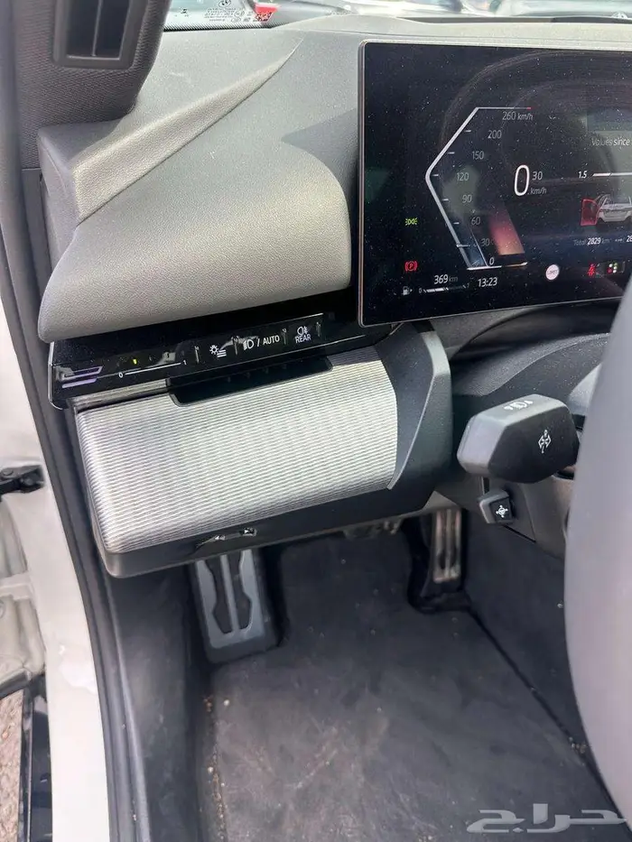 بي ام الفئة الخامسة 520 - BMW520I 2024 16