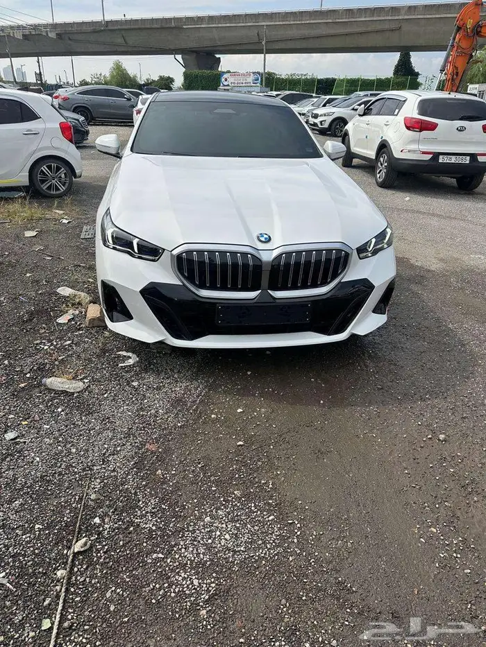 بي ام الفئة الخامسة 520 - BMW520I 2024 0