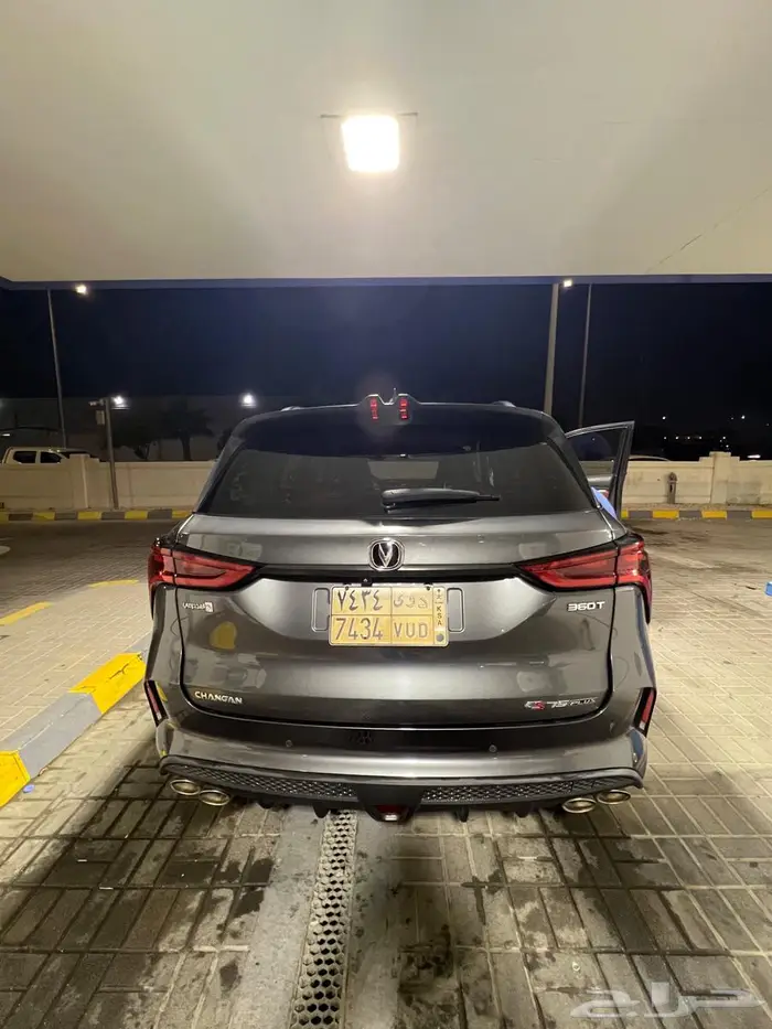 للبيع شانجان CS75 Plus فل كامل رمادي غامق نظيفة جدا 4