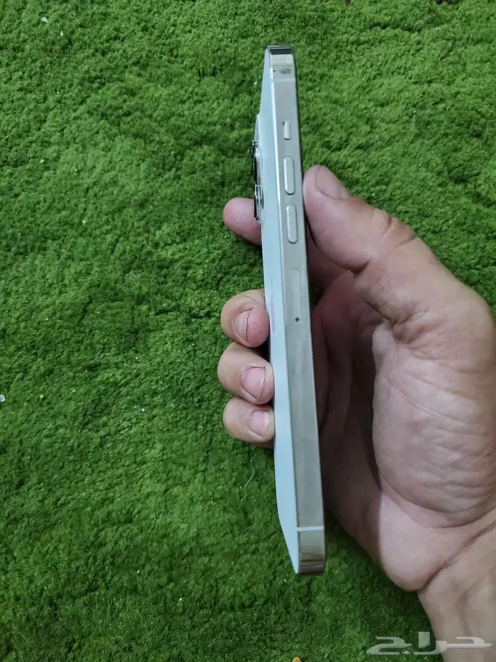 ايفون 13 بروماكس فضي 128 جيجا 1