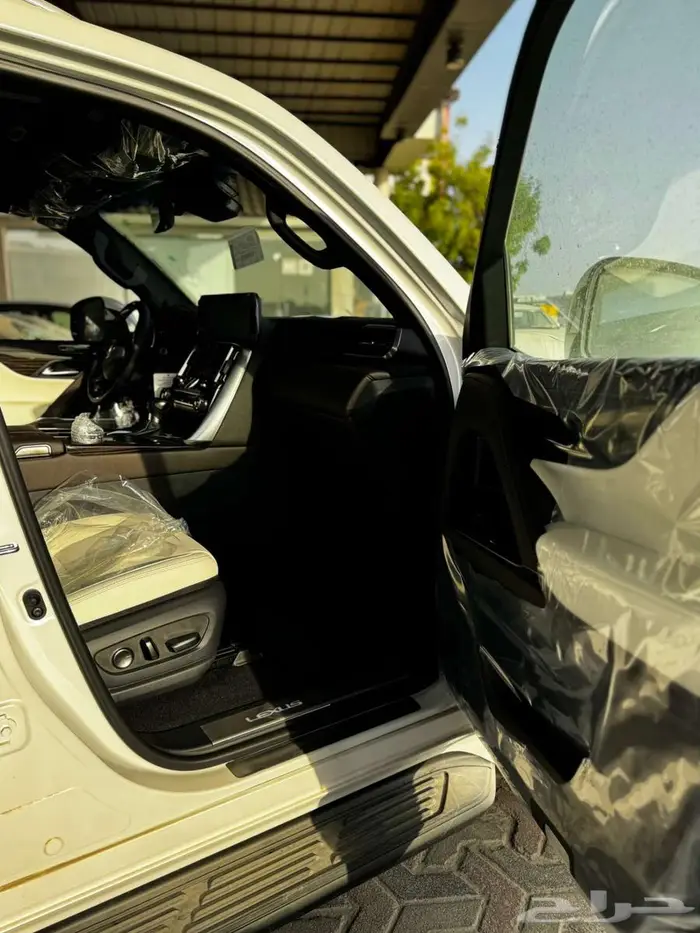 لكزس LX600 سعودي بطاقة 2024 6
