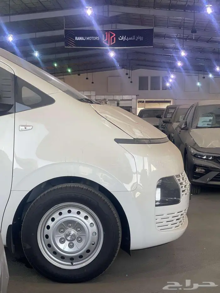 هيونداي ستاريا بضاعه موديل 2025 5