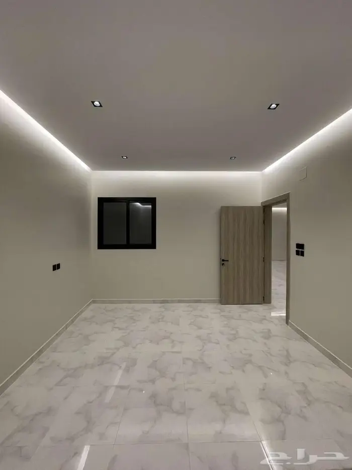 للبيع فيلا سكنية بعنيزة حي المنار 641 14