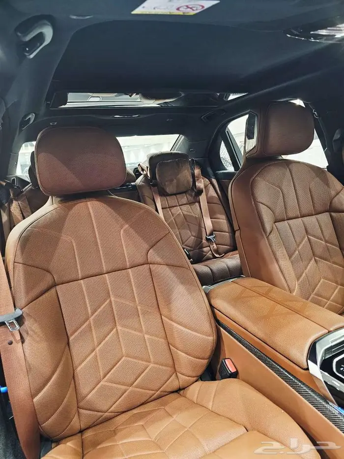 بى ام دبليو 740I 2023 ناغى تم البيع 7