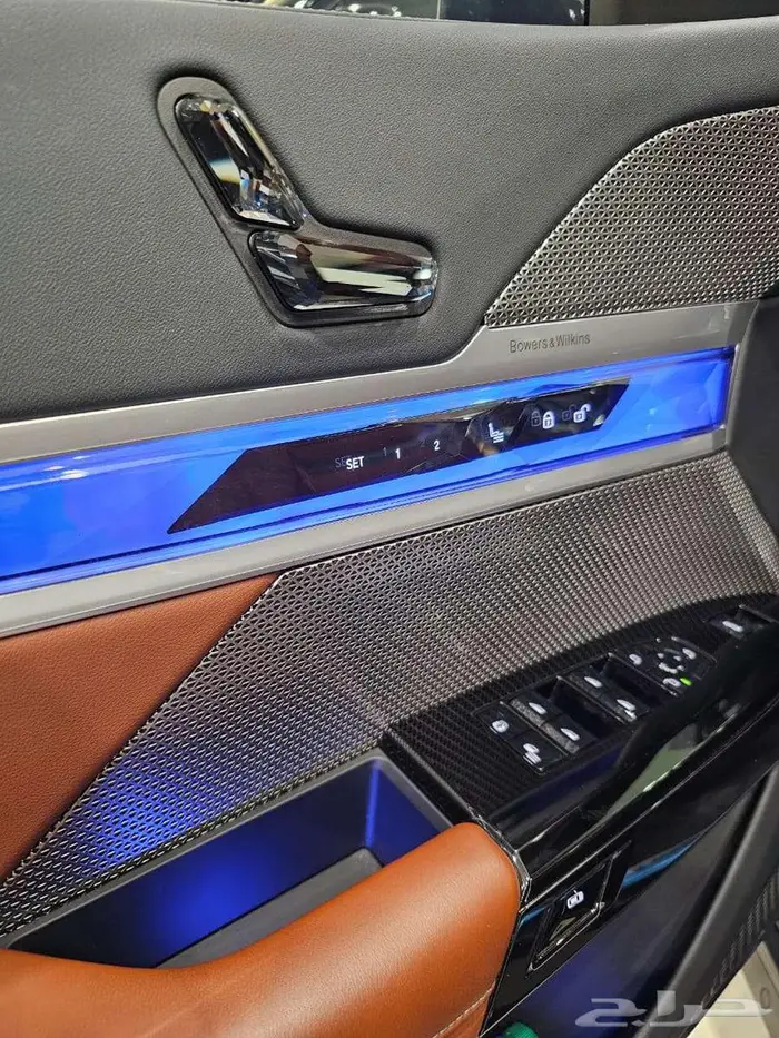 بى ام دبليو 740I 2023 ناغى تم البيع 9