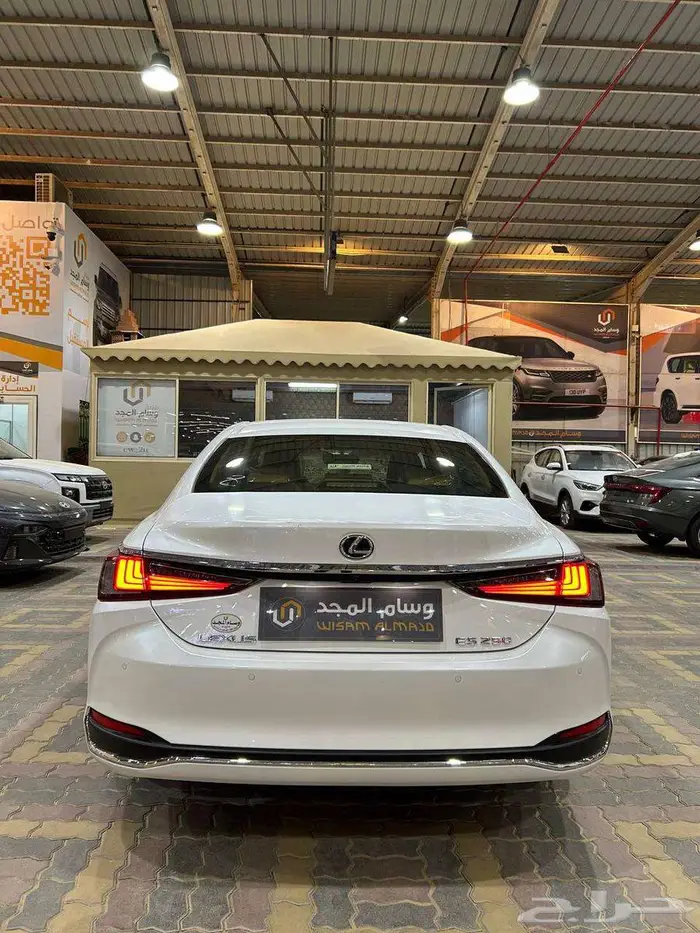 عرض خاص لكزس ES 250 AA بنزين موديل 2025 بطاقه جمركيه 5