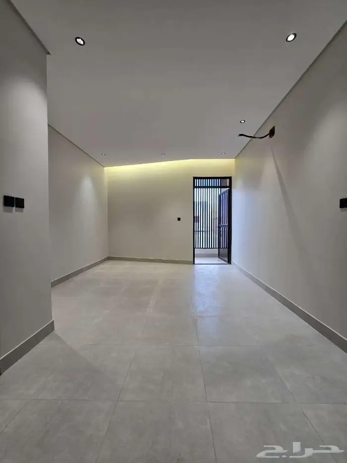 شقة علوية فاخرة للبيع حي الزهور - أبها 12