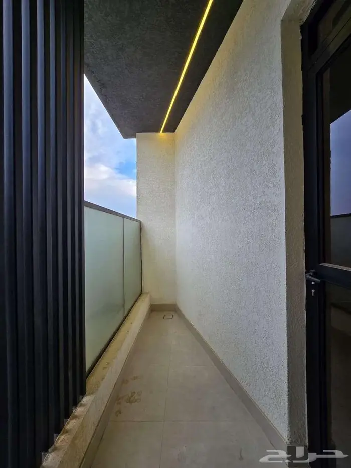 شقة علوية فاخرة للبيع حي الزهور - أبها 13