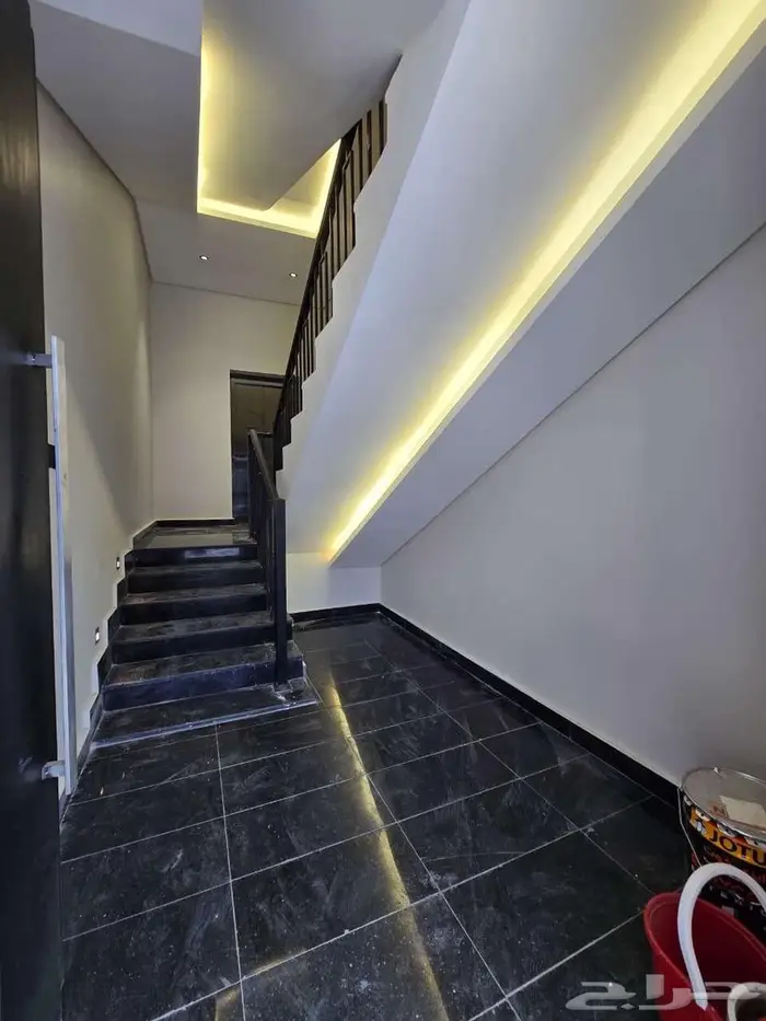 شقة علوية فاخرة للبيع حي الزهور - أبها 28