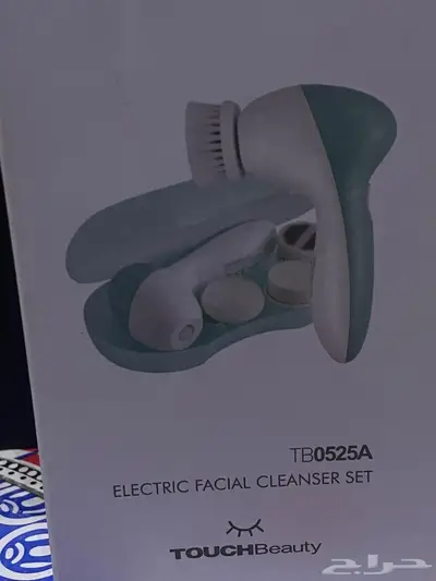 جهاز ليزر ومنظف وجه جديد وغير مستخدم ابدا من SMOOTHSKIN index