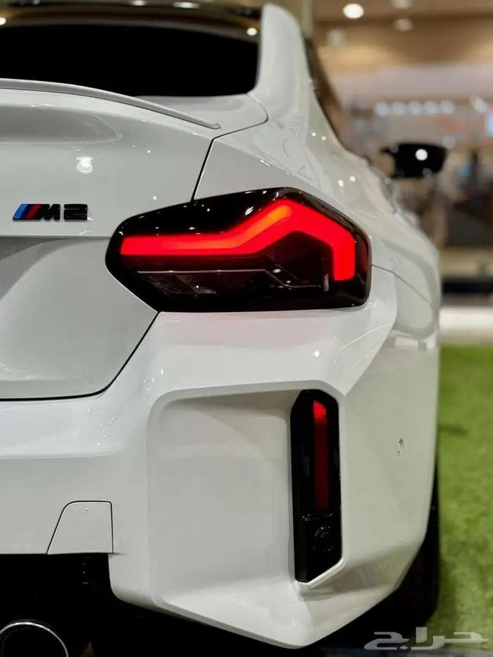 M2 BMW الموديل 2023 7
