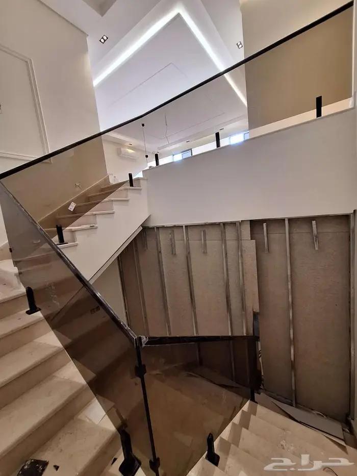 زجاج سيكوريت جده زجاج مرايات جده زجاج دربزانن جده 1