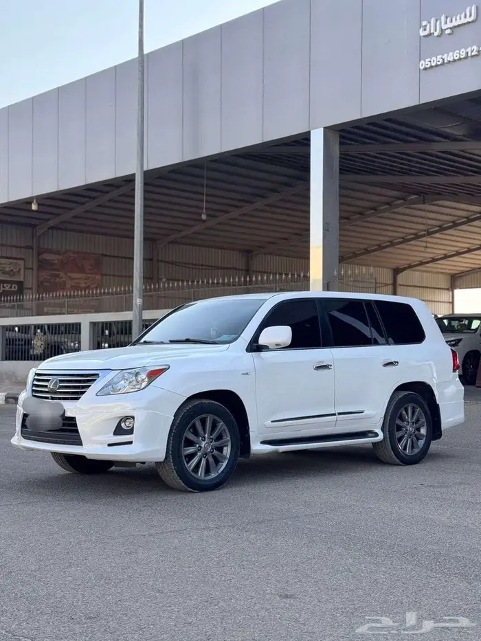 لكزس 2010 LX570 0