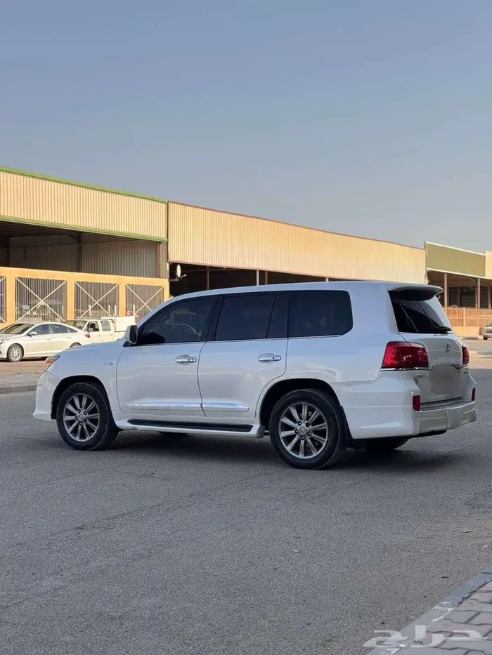 لكزس 2010 LX570 5