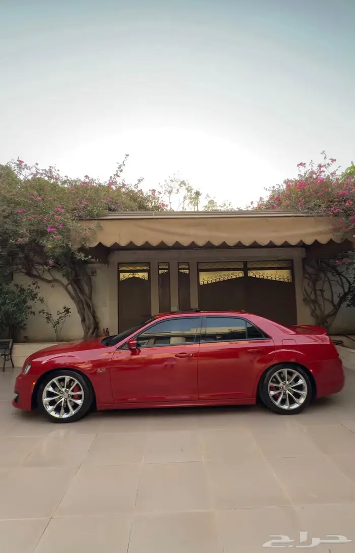 Chrysler SRT 2015 كرايسلر 4