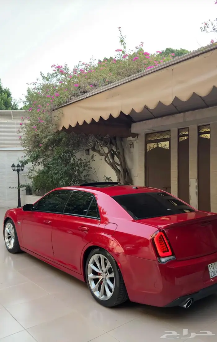 Chrysler SRT 2015 كرايسلر 2