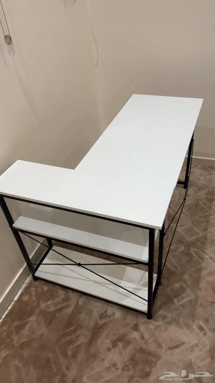 طاوله مكتب نظيفه 1