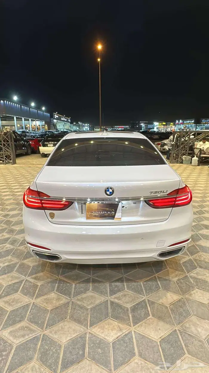 بى ام دبليو 2018 LI730 4