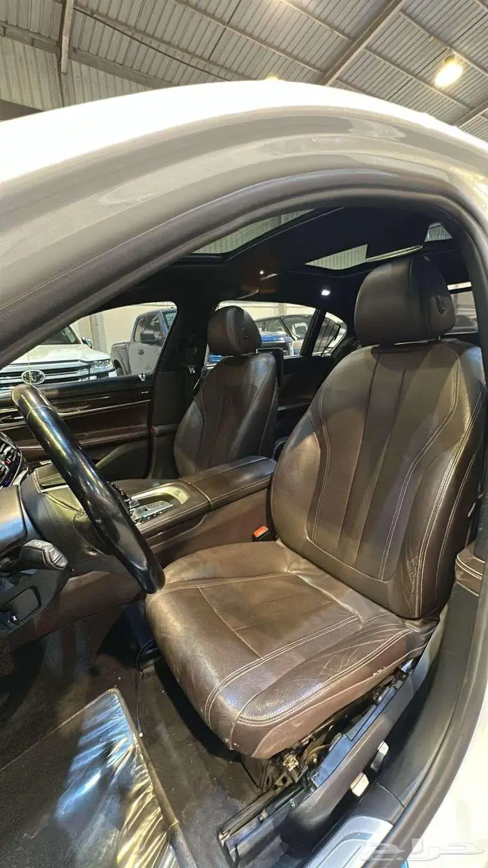 بى ام دبليو 2018 LI730 12