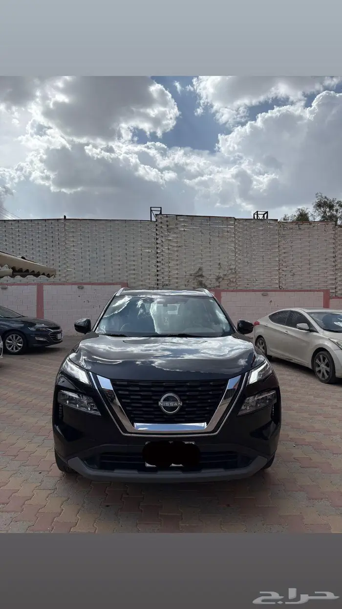 نيسان 0