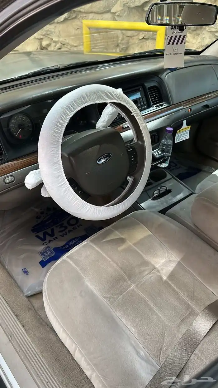 للبيع فورد كرون فكتوريا سعودي 2008 9