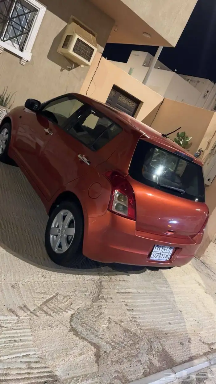 سوزوكي سويفت 2009 8