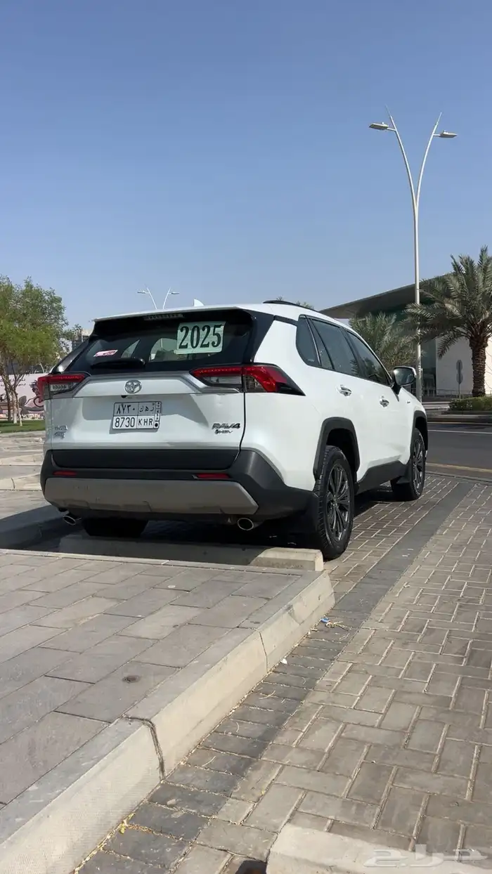 للبيع تايوتا راف فور 2025 اعلى فئة 6