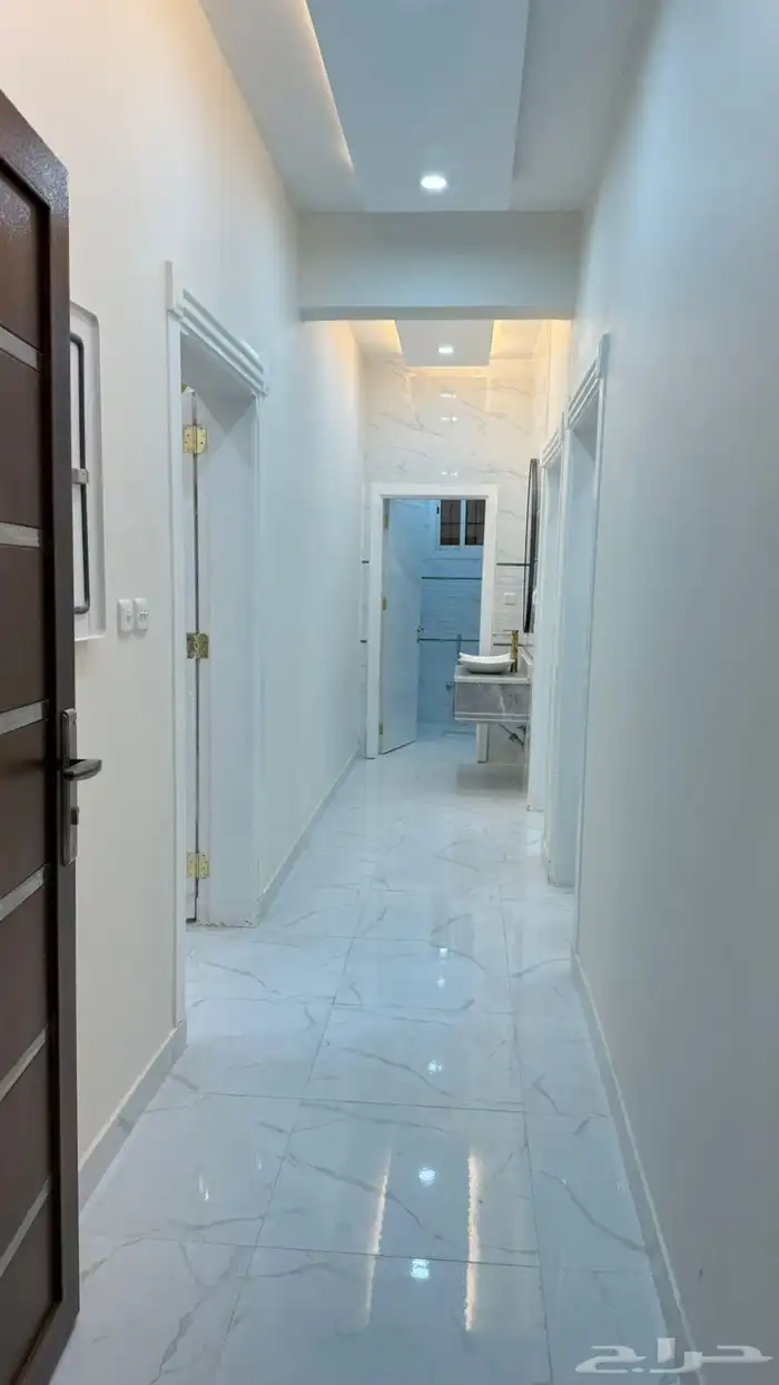 شقه للبيع دور ثاني حي الاخضر تبوك 450 الف 11