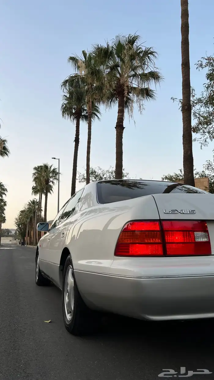 لكزس . 3