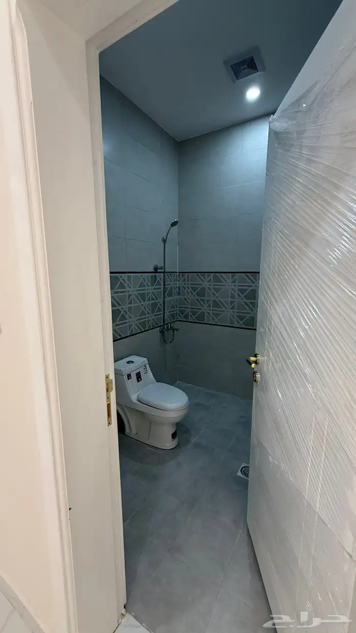 شقه للبيع دور ثاني حي الاخضر تبوك 450 الف 6