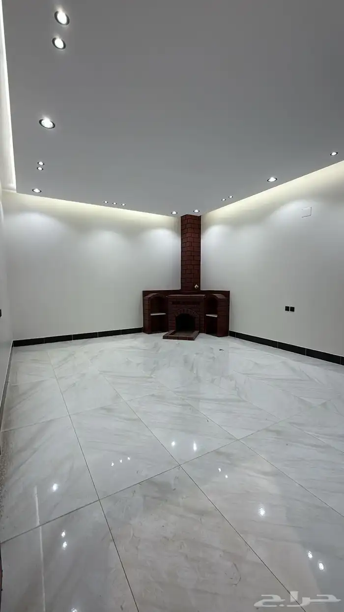 فيلا زاويه للبيع في احدرفيدة 5