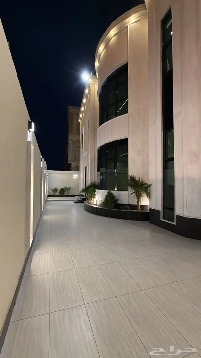 فيلا زاويه للبيع في احدرفيدة 3