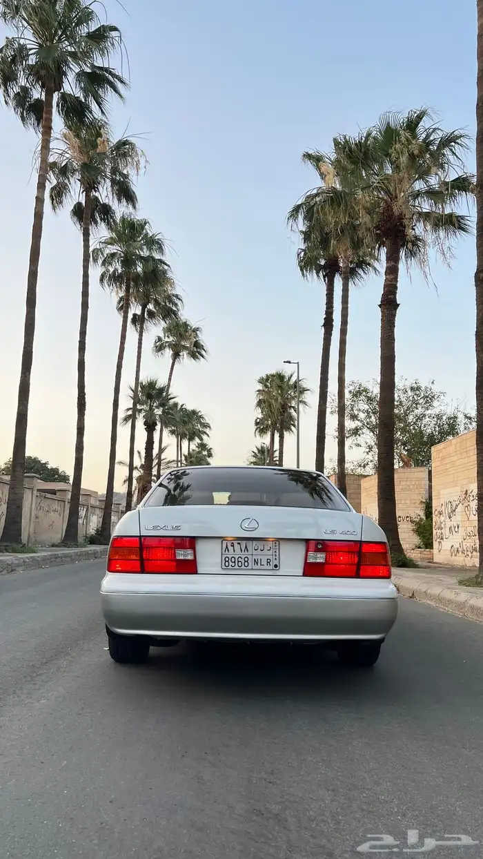 لكزس . 5
